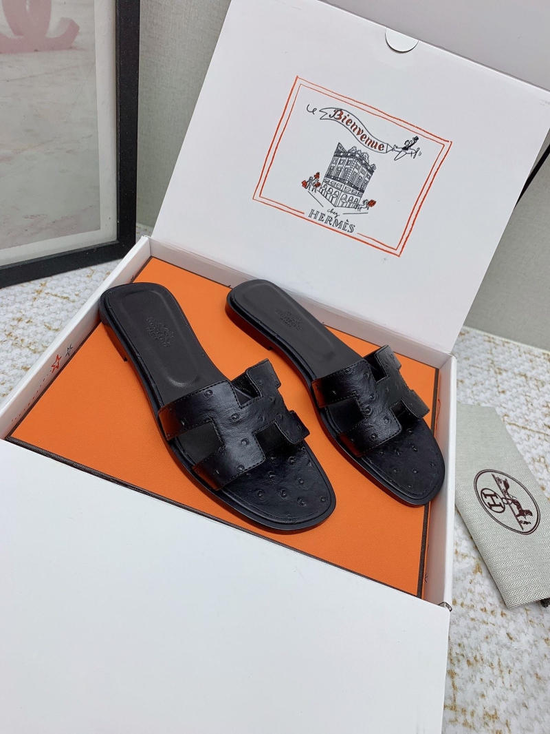 H**me5 slippers